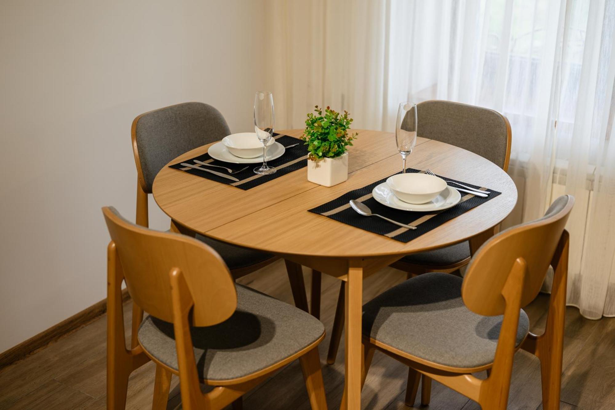 Luxury Apartments Uzhorod 外观 照片
